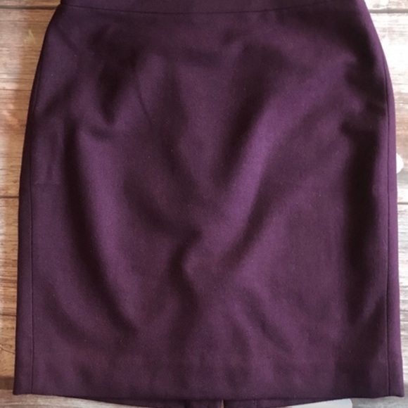 J.Crew No. 2 pencil skirt great for fall double-serge wool. Wine (also in green) - Picture 4 of 4